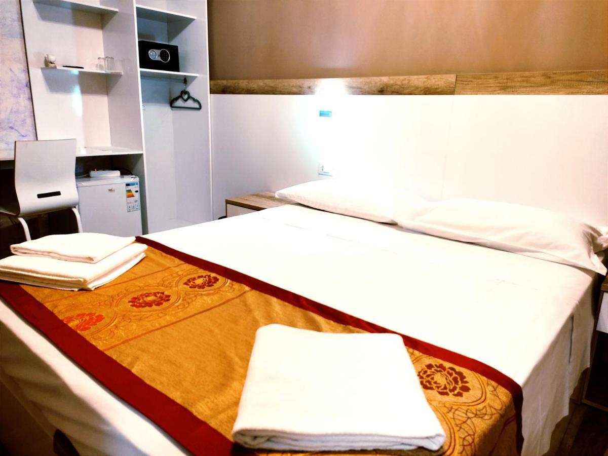 Hotel Venice Tour Местре Екстериор снимка